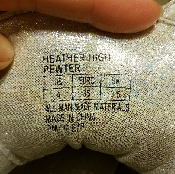 Stuart Weitzman Pewter Sparkle Strap Sneak… - Picture 5 of 8